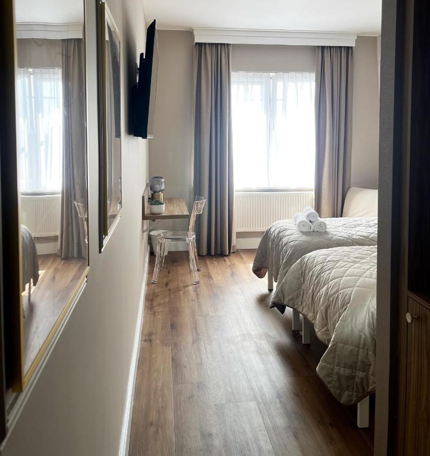 Astoria 3*
